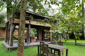 Tree House Standard, balcon, vue piscine | Wi-Fi gratuit