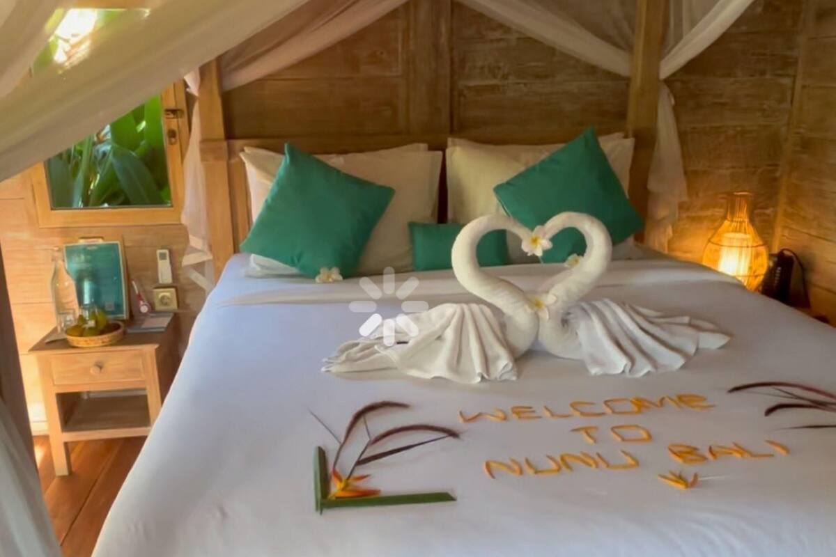 Deluxe Double Room, Balcony, Pool View | Free WiFi