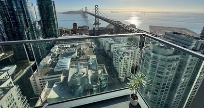 Unforgettable Luxury Penthouse ★Breathtaking Waterfront ~ SF Bay & Skyline Views