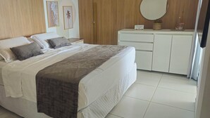 Unclassified image, 4 of 27, button - Beautiful beachfront penthouse, right on the sand, with a private barbecue area. (Salvador)