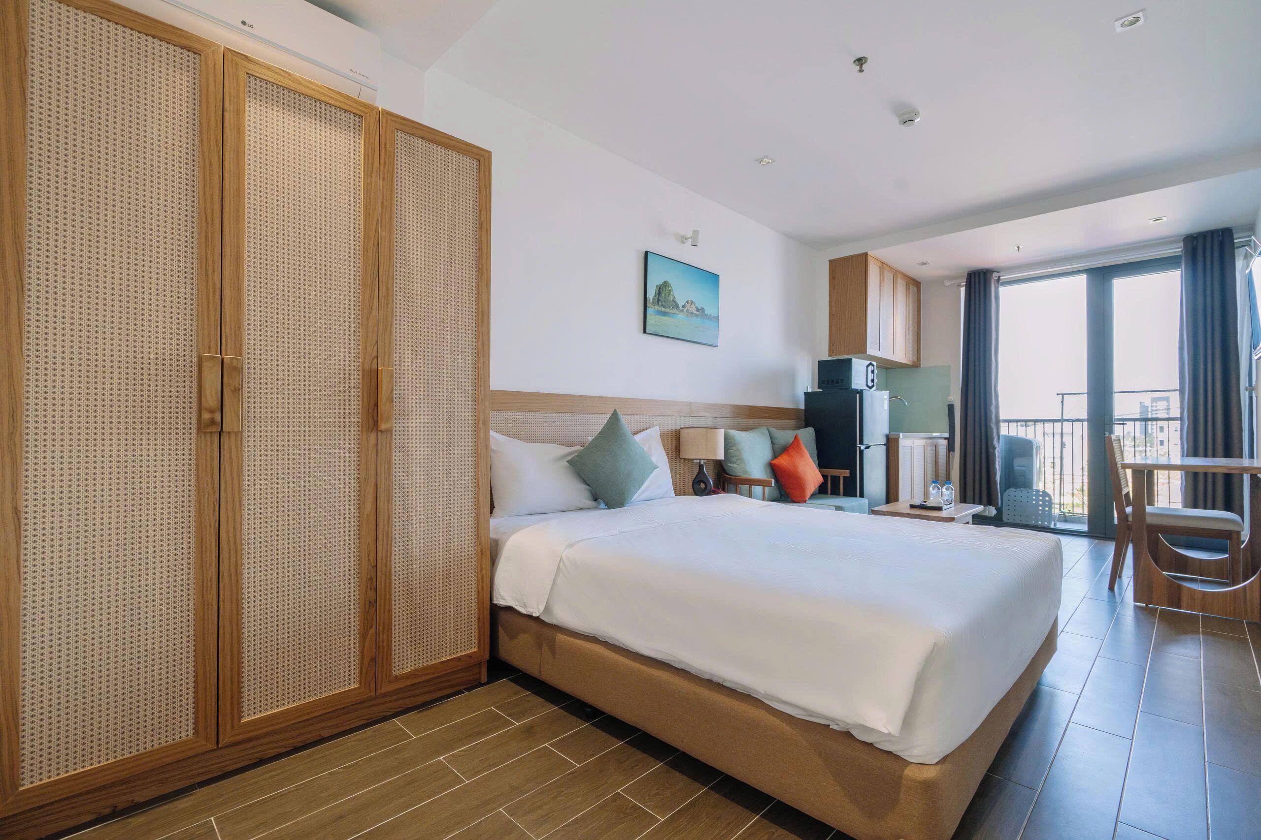 Habitación doble Grand, balcón, vista al océano | Insonorización y wifi gratis 