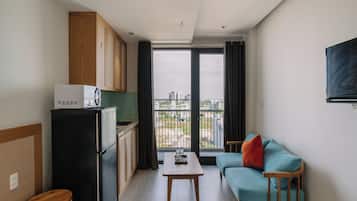 Soundproofing, free WiFi