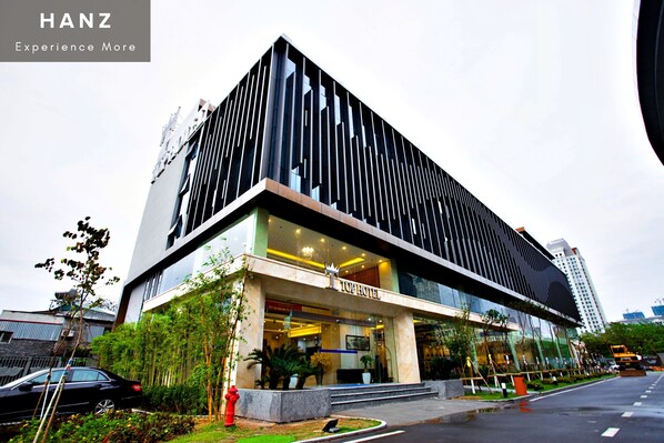 Façana frontal de l'allotjament