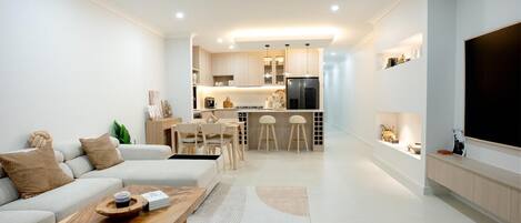 Télévision, cheminée