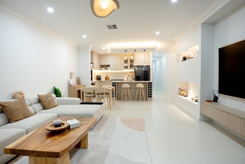 The Oak & Sand House|3BHK| Cosy stay