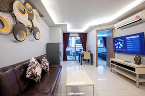 Appartement Classique, balcon, vue ville