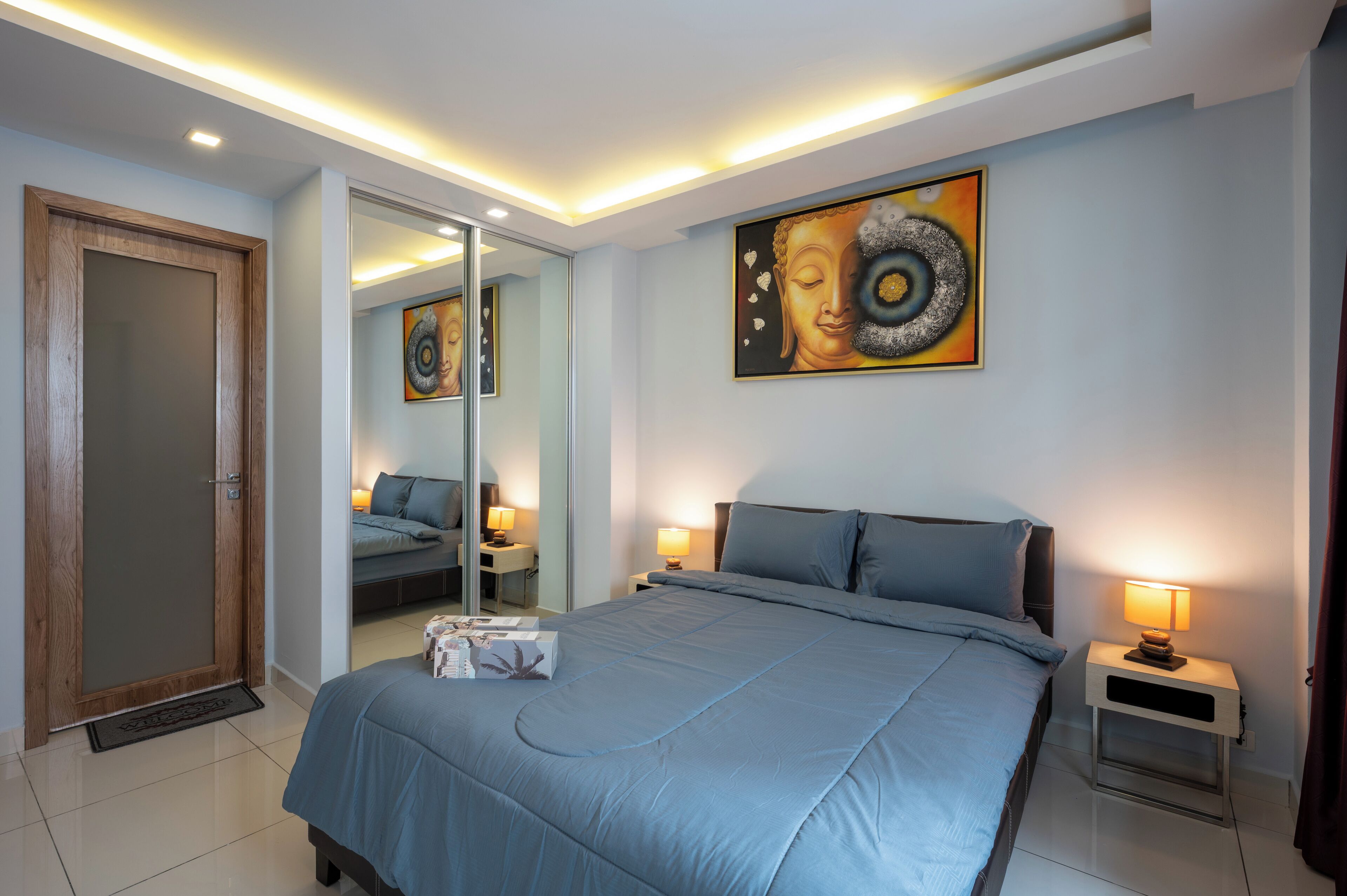 Classic Apartment, Balcony, City View | In-room safe, blackout drapes, free WiFi