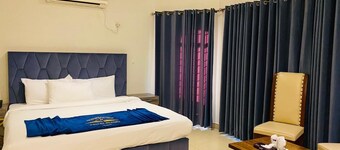Travel Lodge Islamabad F-8