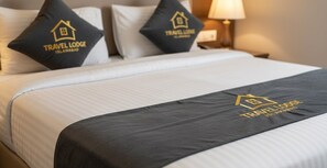 9 bedrooms, iron/ironing board, WiFi, bed sheets