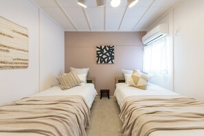 5 Schlafzimmer, Bügeleisen/Bügelbrett, kostenloses WLAN, Bettwäsche