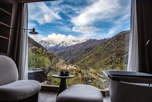 Design-Doppelzimmer, Bergblick | Blick auf die Berge