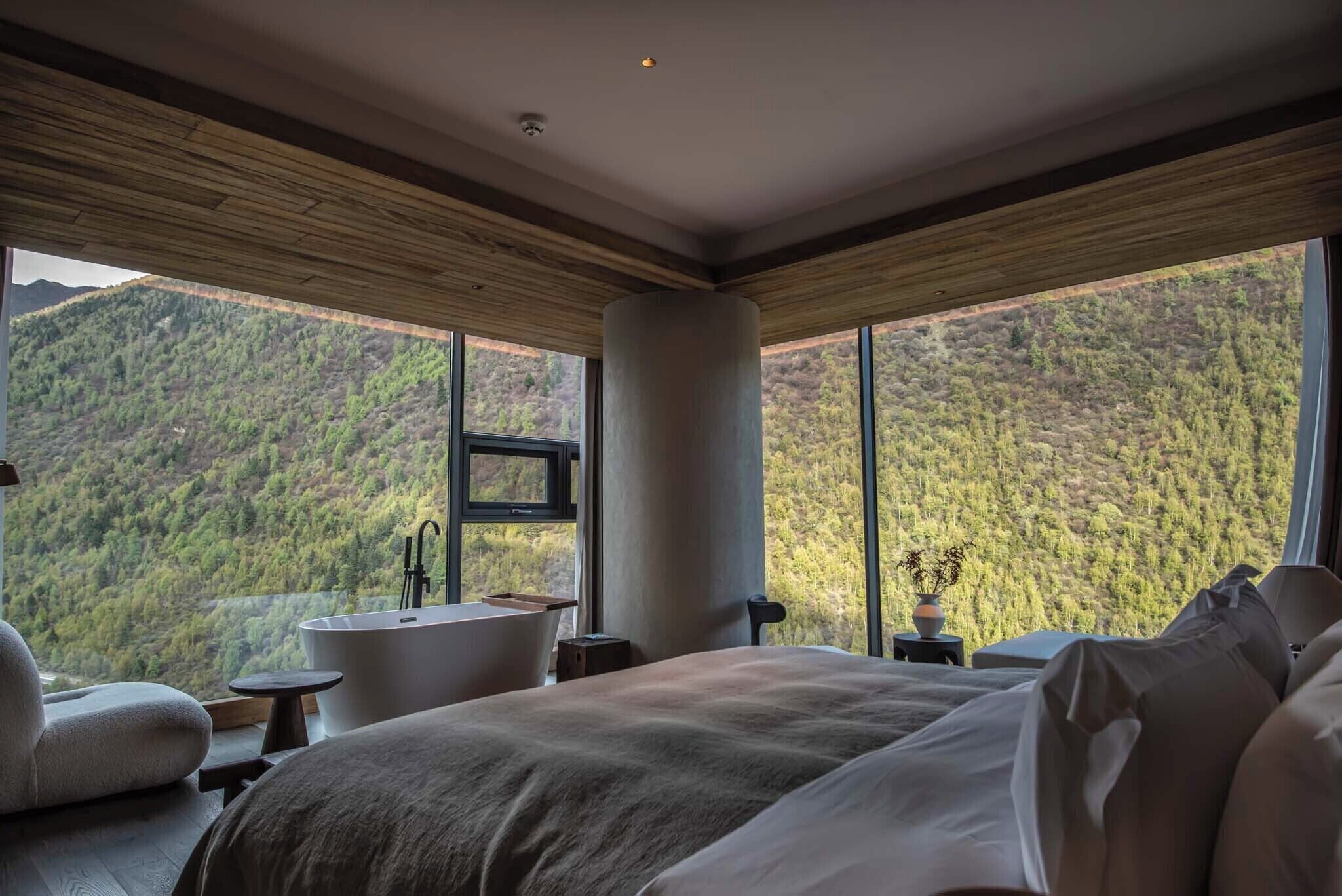 Panoramic Suite, Mountain View | Mountain view