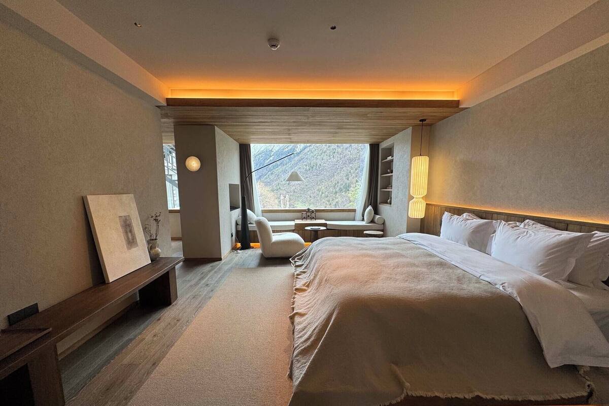 SuĂte famĂlia, vista para a montanha | Roupas de cama premium, edredons de pluma, individualmente decorados