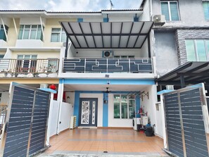 Exterior - Johor Senai (Senai)