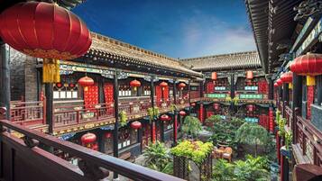 Kamar Mewah, pemandangan halaman | Area keluarga