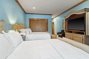 5 bedrooms, iron/ironing board, WiFi (free), bed sheets - Luxury Ski In/Ski Out Home with Ritz Access (Beaver Creek)