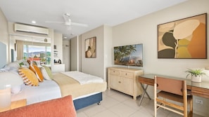 1 bedroom, iron/ironing board, travel cot, WiFi