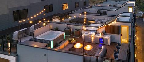 Bain à remous extérieur