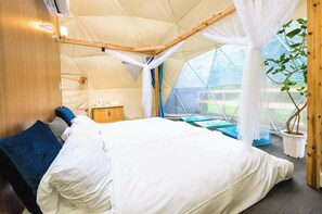 1 bedroom, desk, free WiFi