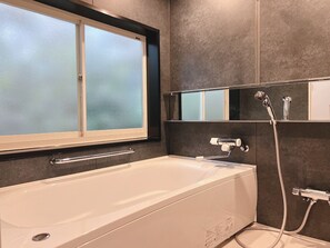 Hair dryer, towels - Dandan Hotel  Central Shuzenji Onsen  Private Ja / Izu Shizuoka (Izu)