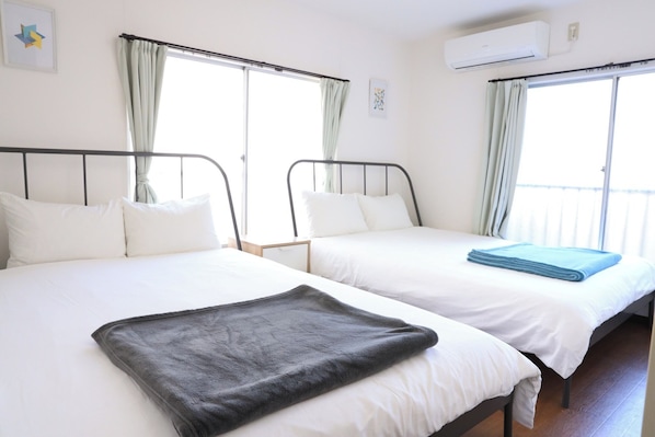 3 quartos, Wi-Fi de cortesia, roupa de cama
