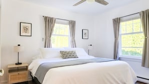 3 chambres, bureau, Wi-Fi gratuit, draps fournis