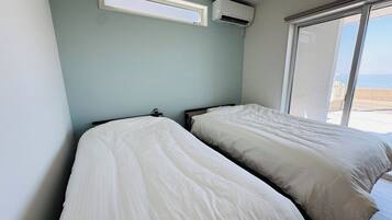 2 bedrooms, desk, free WiFi, bed sheets