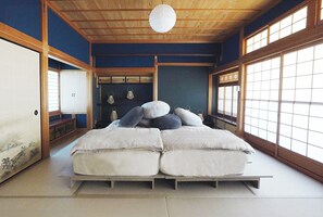 1 bedroom, desk, free WiFi, bed sheets - SAUNA  CURRY URI Kyotango  Detached Villa Take  Meditation Sauna on One Floor | 2 Guests / Kyotango Kyōto (Kyotango)