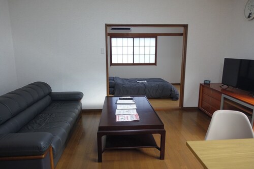 Near Tsuchizawa Interchange on the Nikko Expressway Spacious house for rent All rooms have air con / Nikko Tochigi