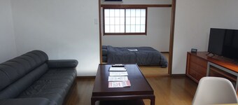 Near Tsuchizawa Interchange on the Nikko Expressway Spacious house for rent All rooms have air con / Nikko Tochigi
