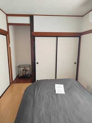 4 habitaciones, wifi gratis y ropa de cama 