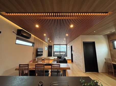 Dining. 8 minutes from Dazaifu Station Newly built priva / Dazaifu Fukuoka