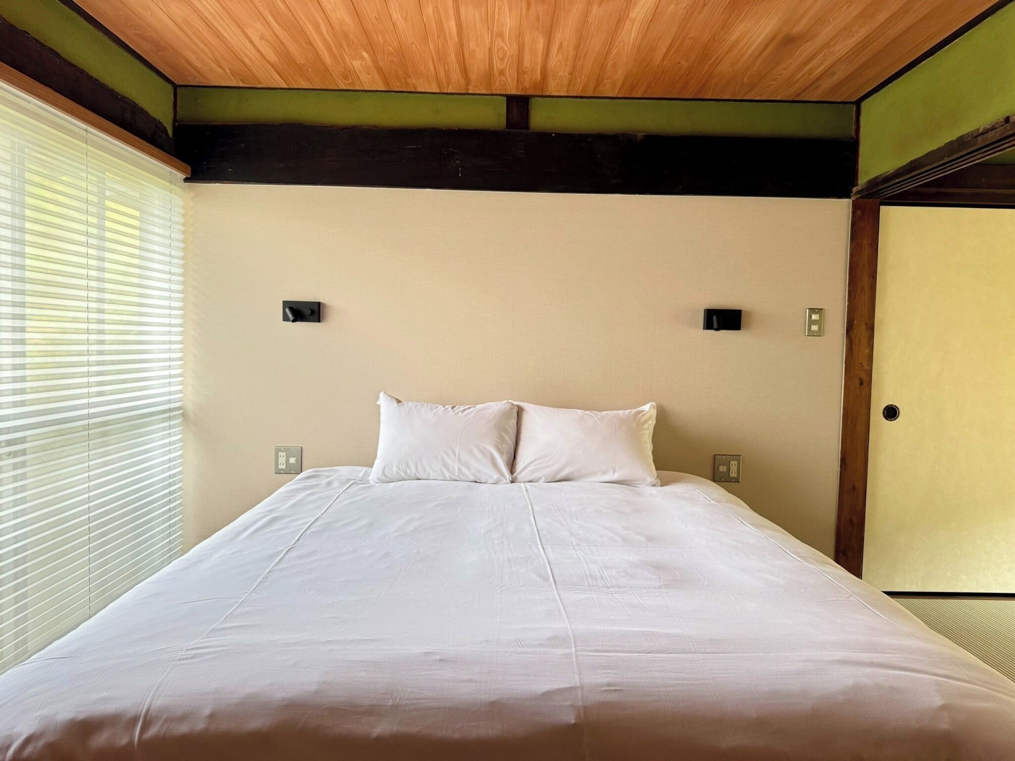 3 chambres, bureau, Wi-Fi gratuit, draps fournis