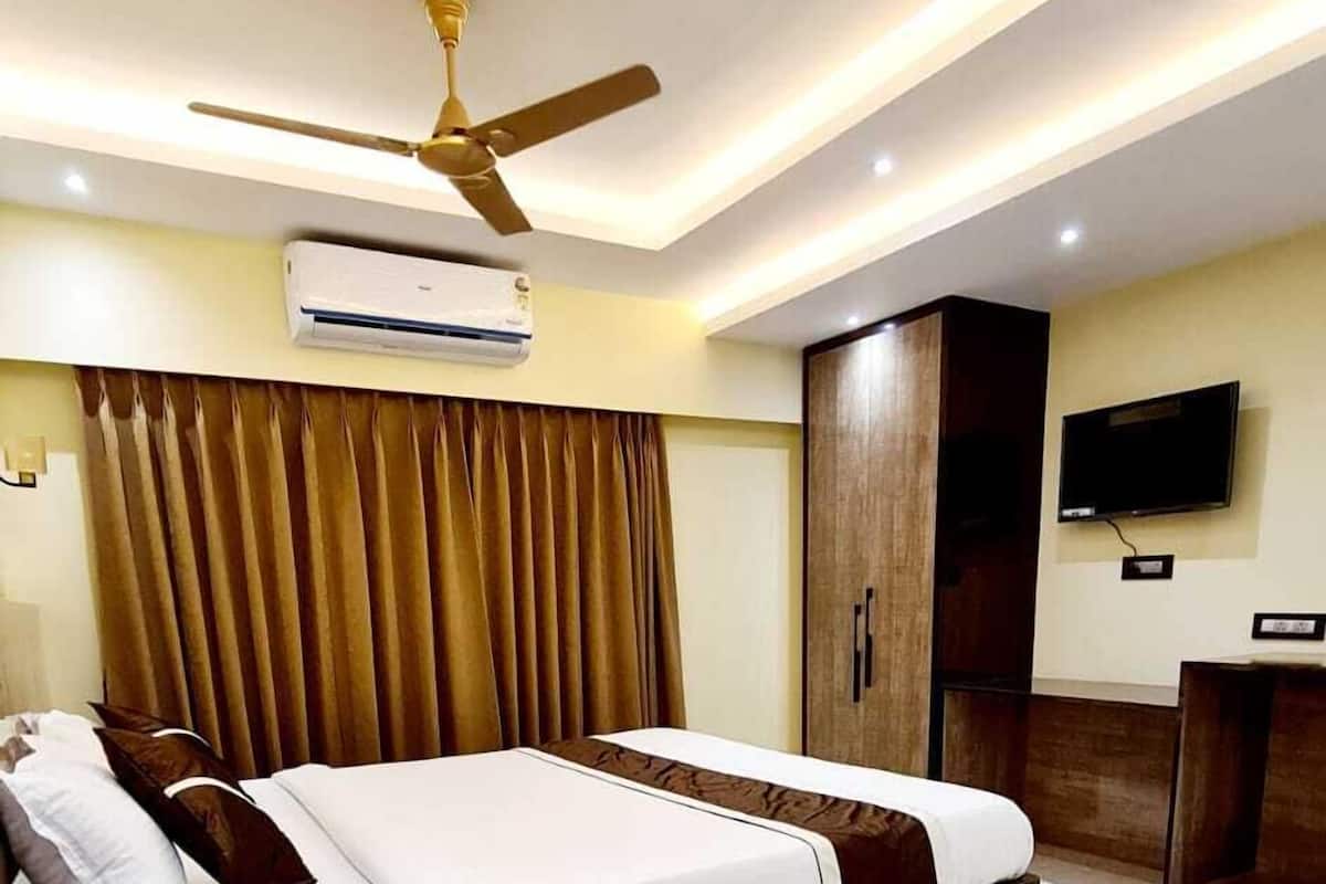 Premium Double Room, Balcony, City View | Wi-fi percuma