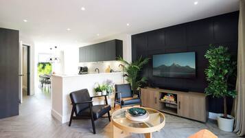 TV, offices
