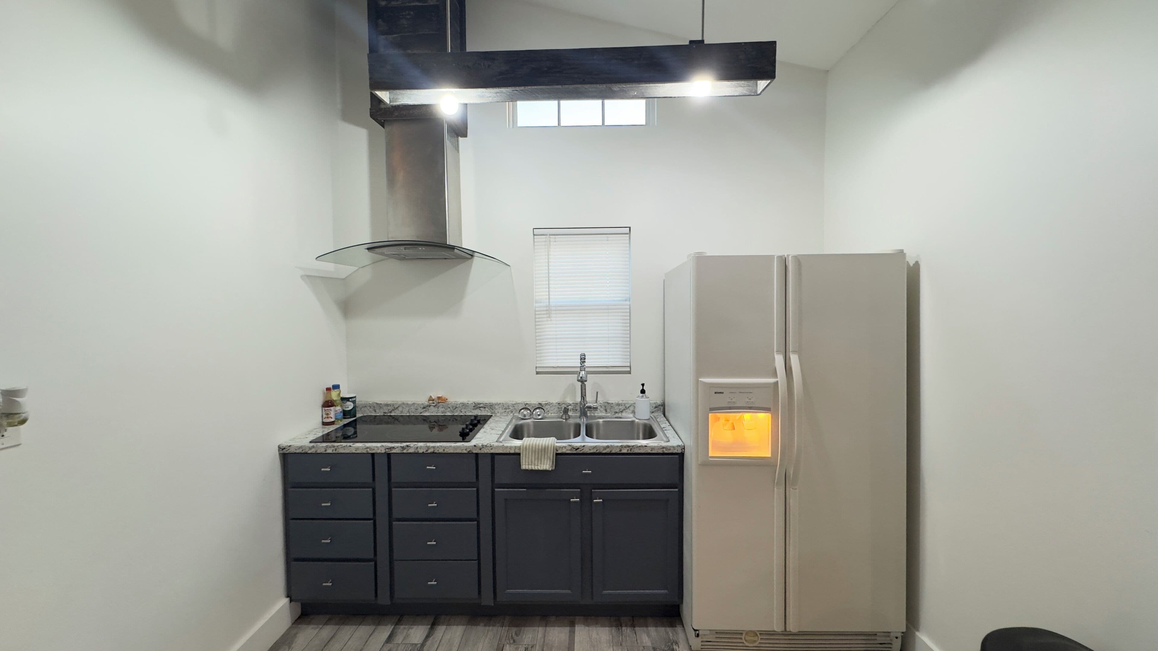 Microwave, stovetop
