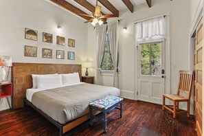 3 bedrooms, iron/ironing board, travel crib, WiFi