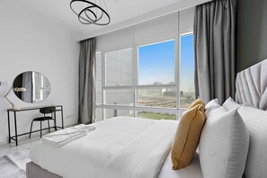 1 bedroom, desk, iron/ironing board, WiFi