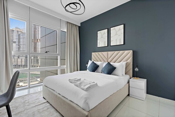 1 bedroom, desk, iron/ironing board, WiFi