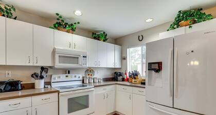 Family Home w/ Pet-Friendly Yard in Fort Myers!