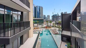Outdoor pool - Ahad Residences - Business Bay  (Dubai)