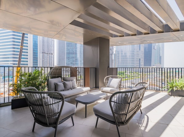 Deluxe Apartment, Balcony, City View | Balcony