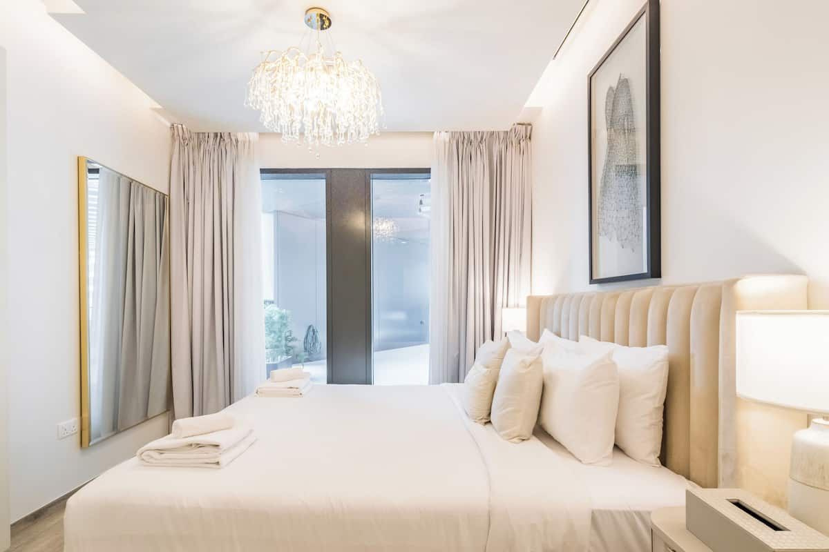 Deluxe Apartment, Balcony, City View