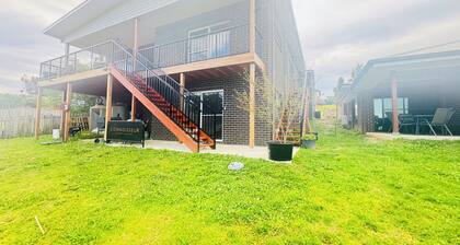 KINGI Modern Studio, Walk to Everything