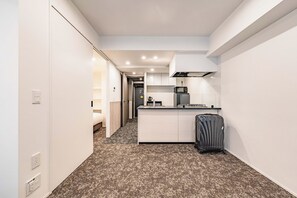 Premier Family Room, Non Smoking (202)