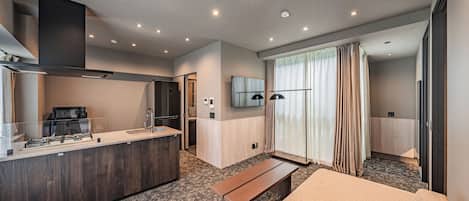 Deluxe Suite, Non Smoking (1002) | Free WiFi