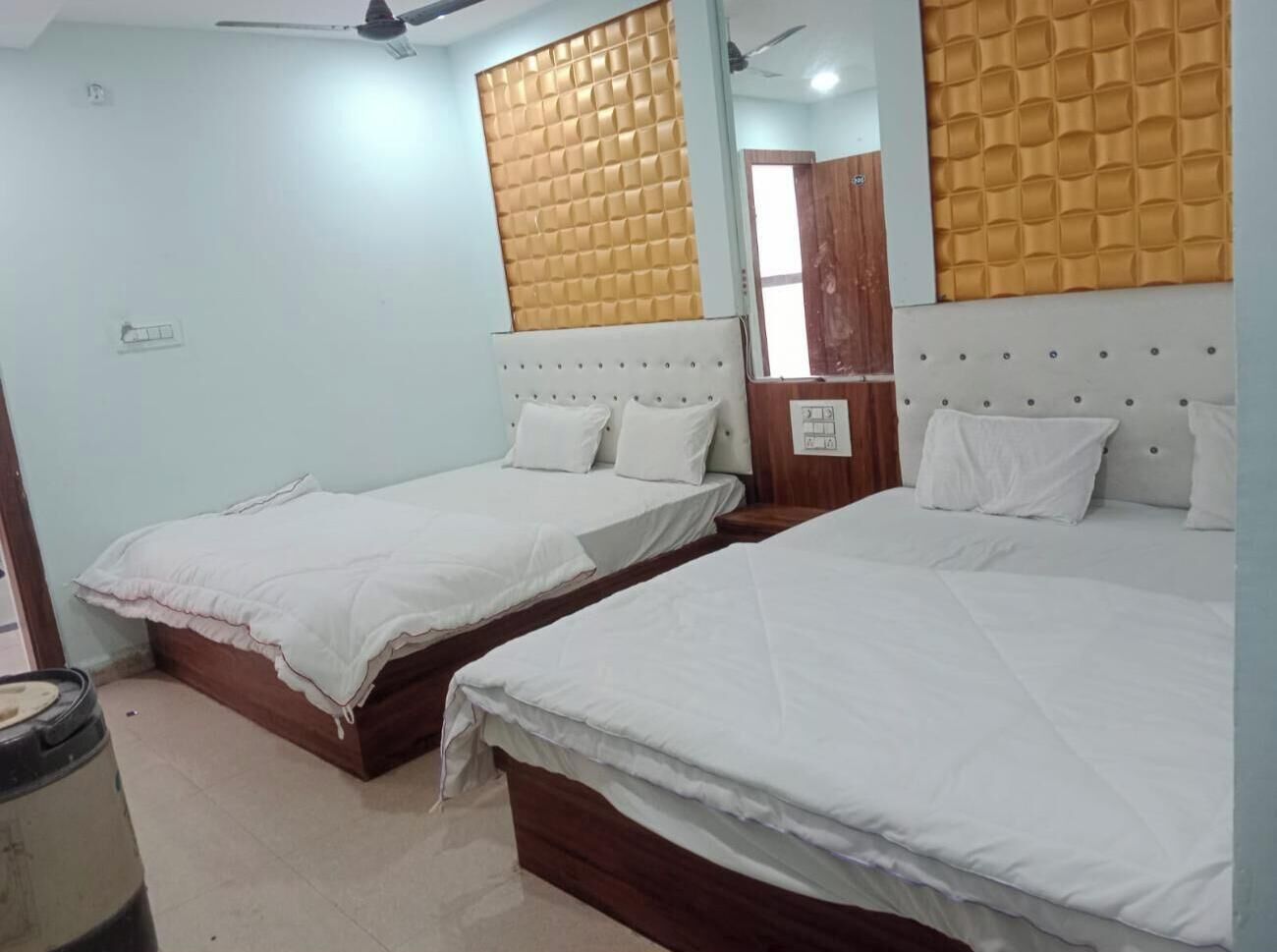 Wi-Fi gratuit, draps fournis