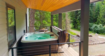 2 Homes • Sleeps 22 • Sauna • Hot Tub • Fire Pit