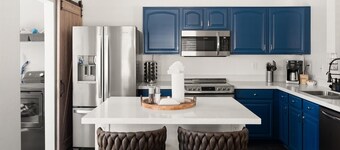 Mesa Oasis • Private Pool • Fire Pit • Sleeps 6