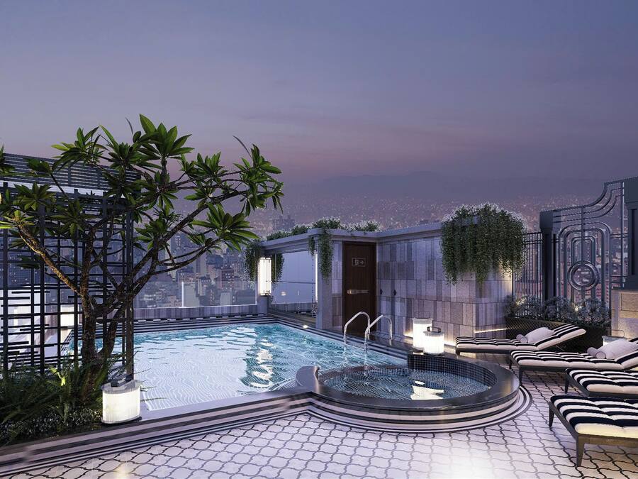 Outdoor pool, open 6:00 AM to 7:00 PM, pool umbrellas, sun loungers